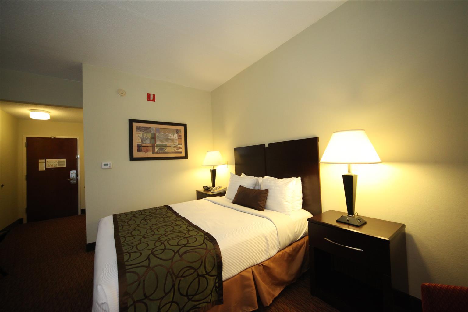 Best Western Plus Edison Inn Гарнер Экстерьер фото